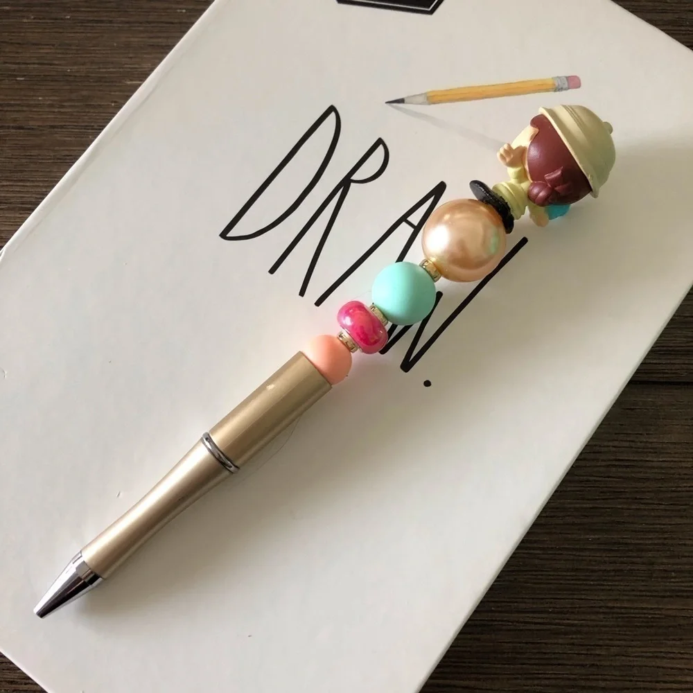 Disney Doorables: UP: Ellie handmade beaded pen
